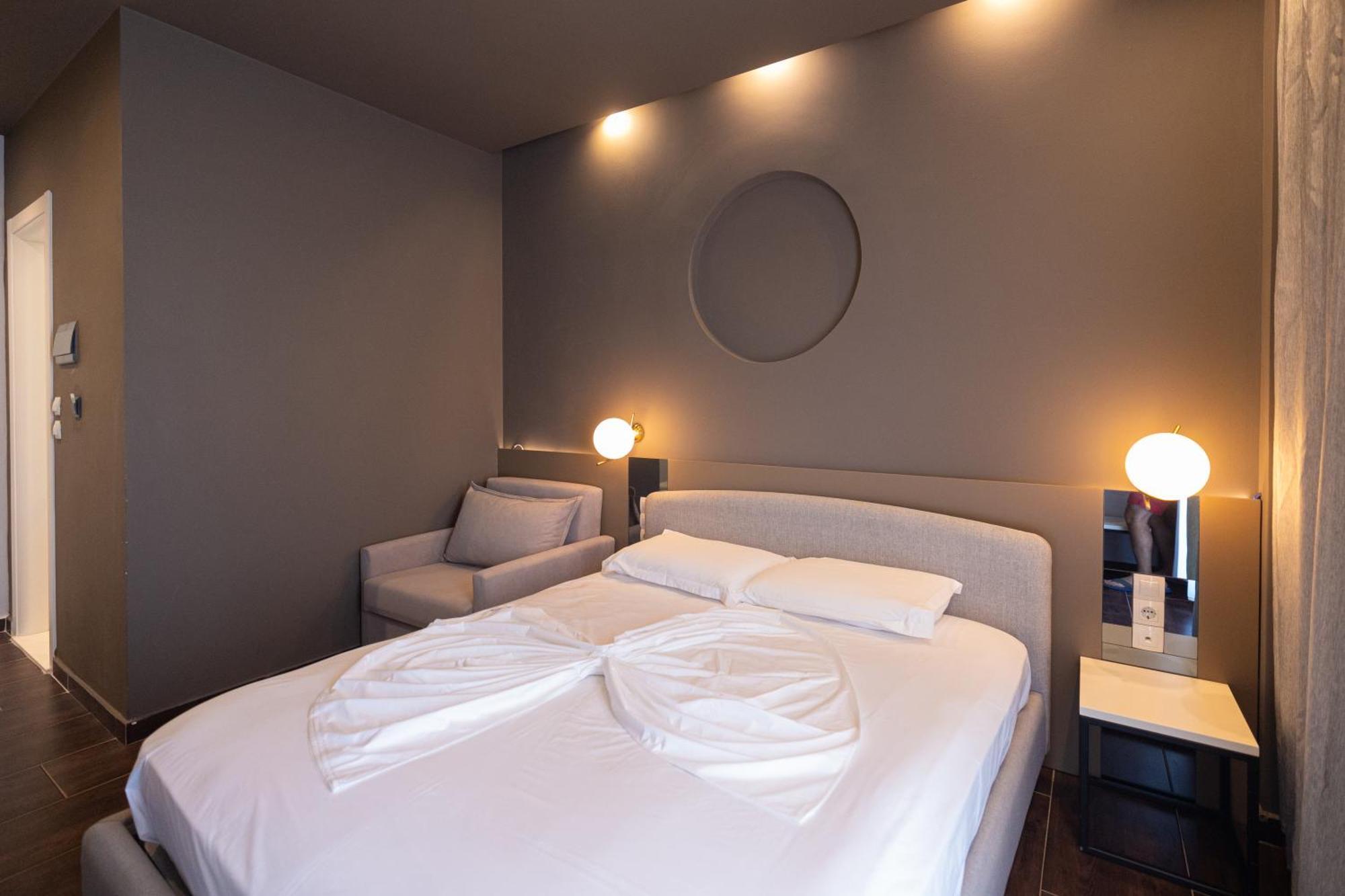 Royal Blue Hotel Дхерми Экстерьер фото